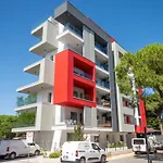 One Life Suites-4 By Interhome Daire *